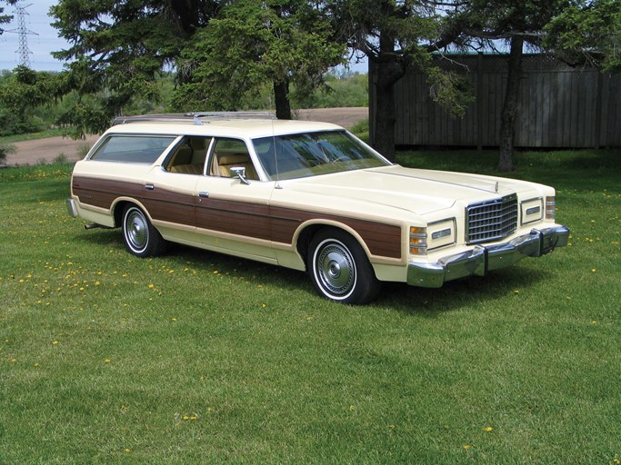 1976 Ford Country Squire Woody Wagon