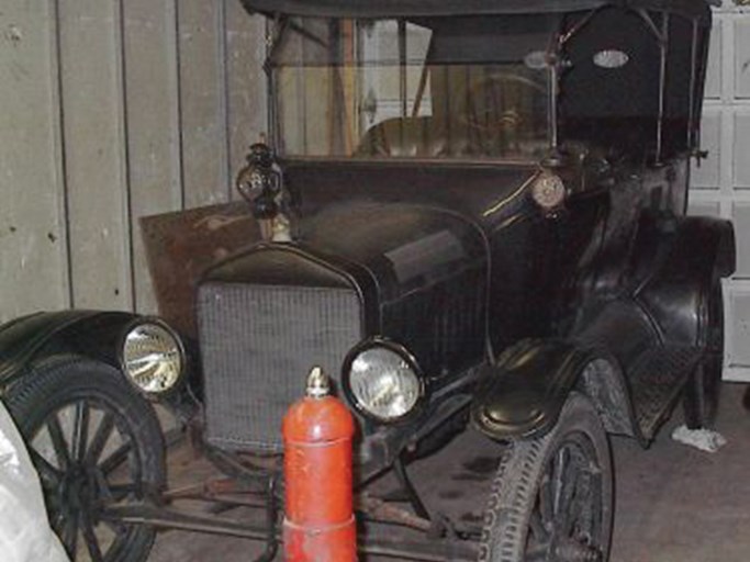 1919 Ford Model T Touring