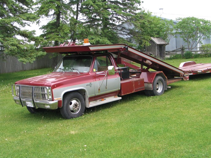 1981 Chevrolet 1 Ton Car Hauler