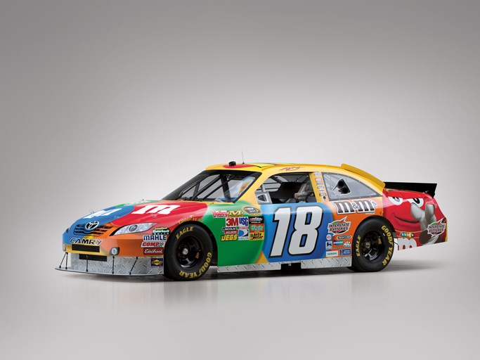 2011 Toyota Camry Kyle Busch #18 NASCAR Race Car