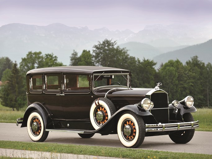 1930 Pierce-Arrow Model B Five-Passenger Sedan