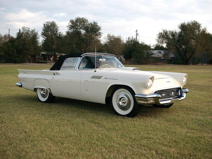 1957 Ford Thunderbird 'E-Code'