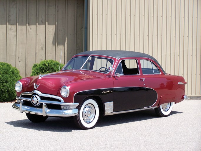 1950 Ford Custom Deluxe Crestliner