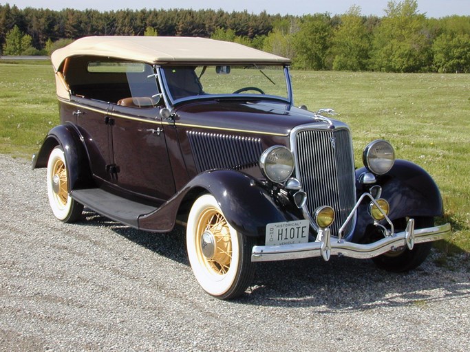 1934 Ford V-8 Phaeton