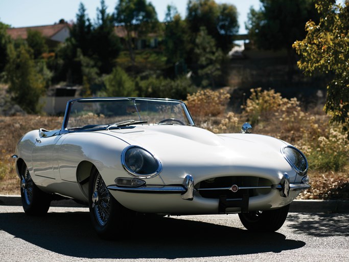 1966 Jaguar Series I E-Type Roadster