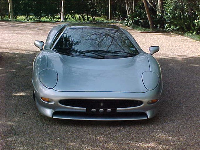 1993 Jaguar XJ220 Race Car