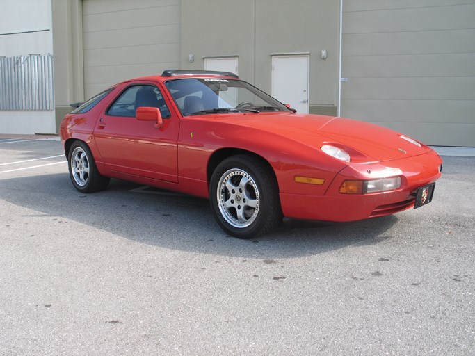 1988 Porsche 928 2D