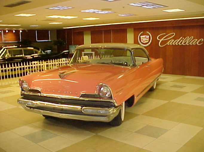 1956 Lincoln Premiere 2D