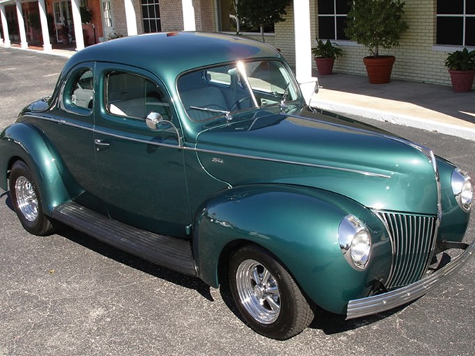 1940 Ford Opera Coupe