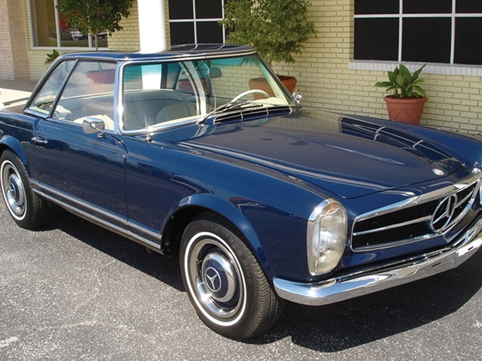 1966 Mercedes-Benz 230SL Roadster