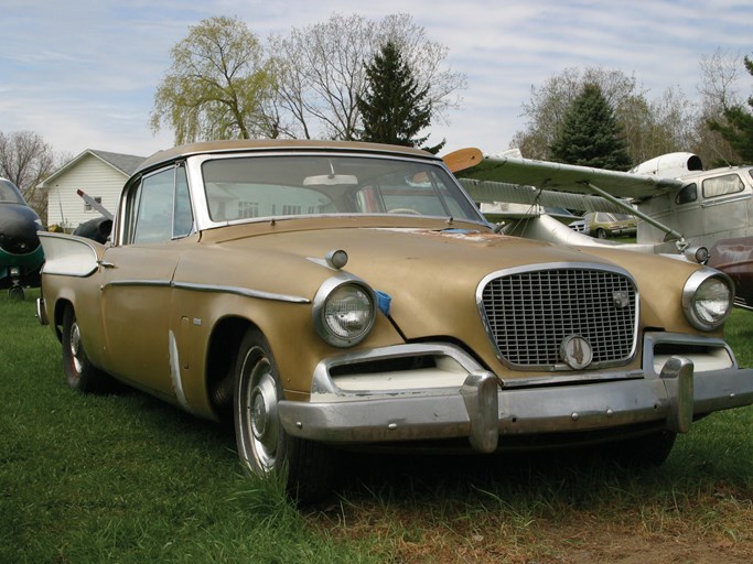 1957 Studebaker Golden Hawk