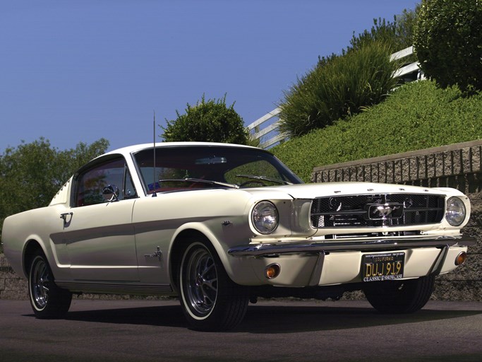 1965 Ford Mustang Fastback 2+2