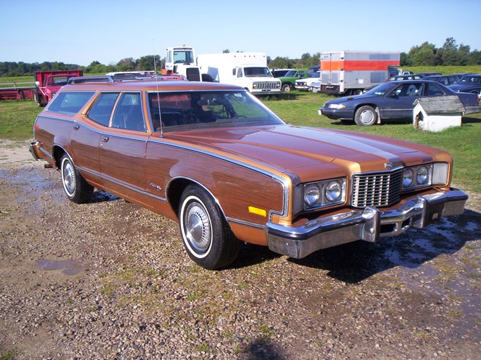 1976 Mercury Montego MX - Villager Station Wagon