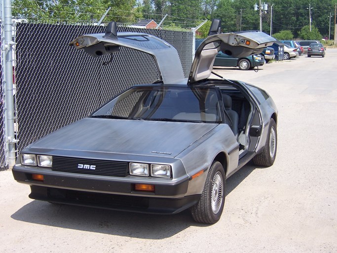 1983 Delorean DMC 12 Gullwing Coupe