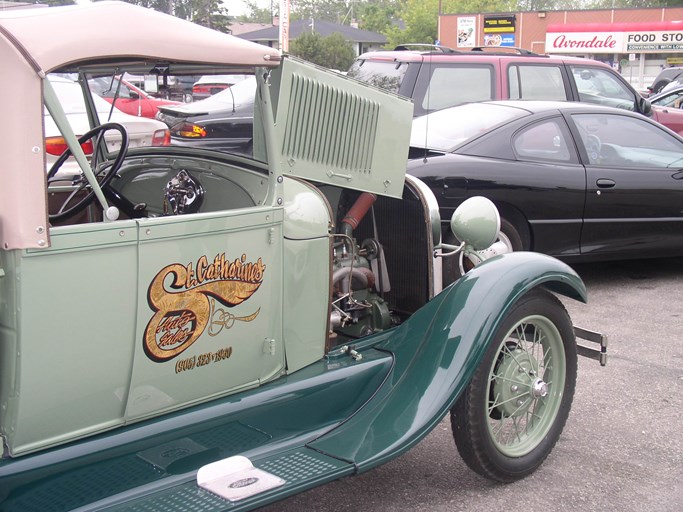 1928 Ford Model A Roadster