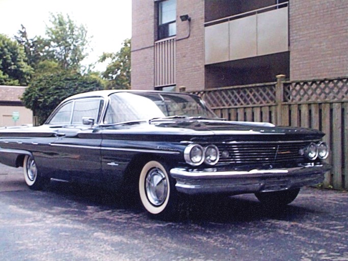1960 Pontiac Bonneville 2D