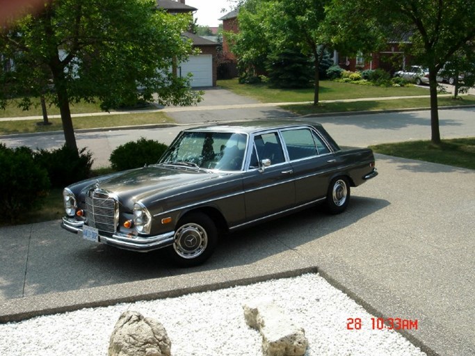 1985 Mercedes-Benz 380SL Convertible