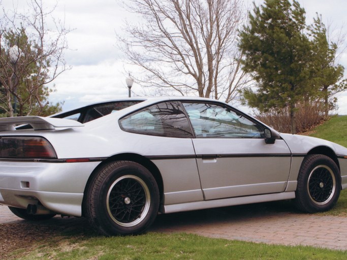 1988 Pontiac Fiero GT