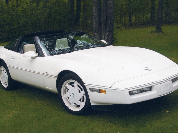 1988 Chevrolet Corvette 35th Anniversary 2D