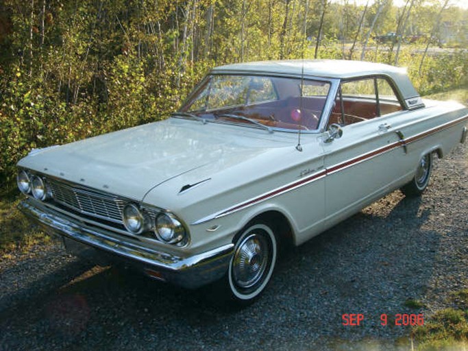 1964 Ford Fairlane 500 2D