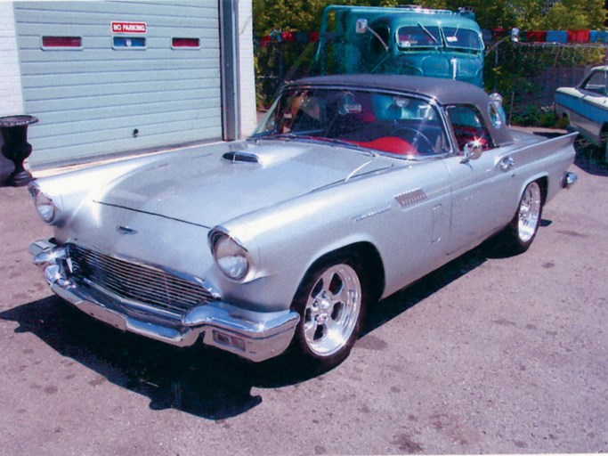 1957 Ford Thunderbird Roadster