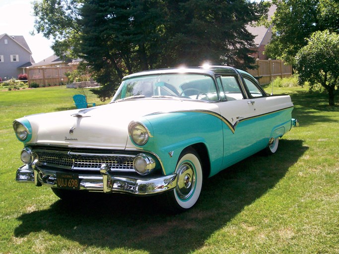 1955 Ford Fairlane Crown Victoria