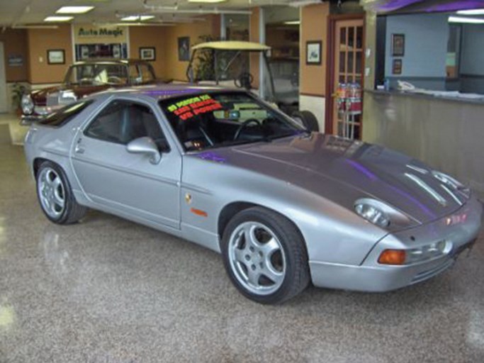 1989 Porsche 928 S4 2D
