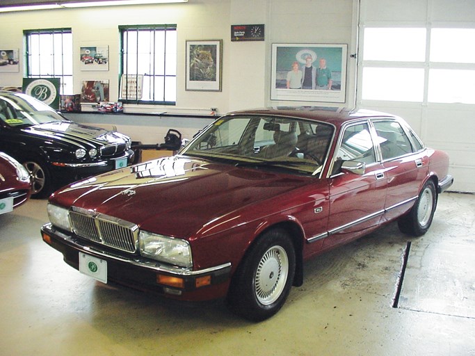 1992 Jaguar Vanden Plas