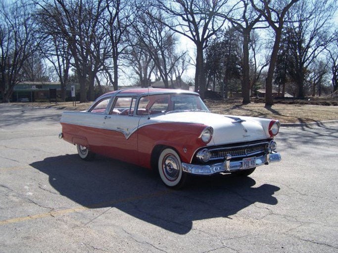 1955 Ford Crown Victoria