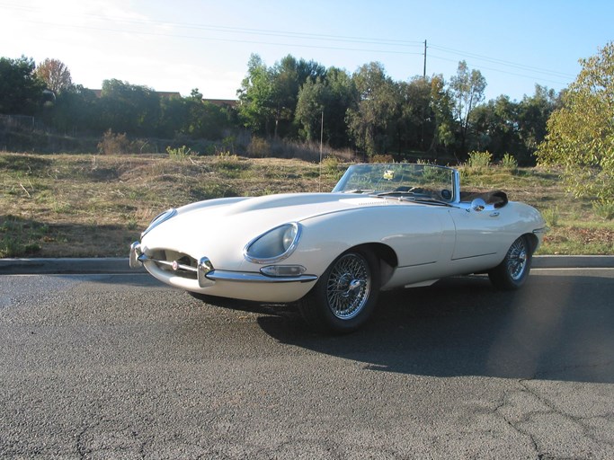 1965 Jaguar Series I E-Type Roadster