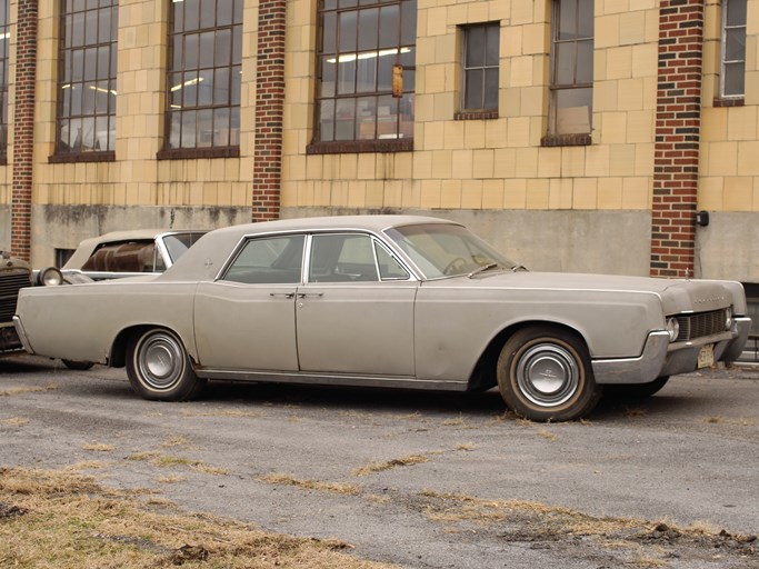 1967 Lincoln Continental Sedan