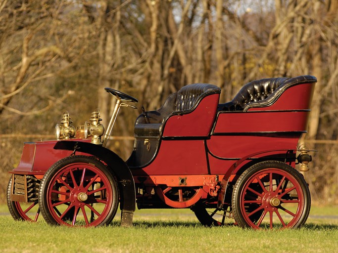 1904 Cadillac Model B Rear-Entrance Tonneau