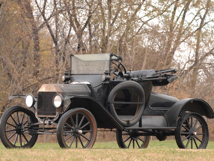 1915 Ford Model T Roadster