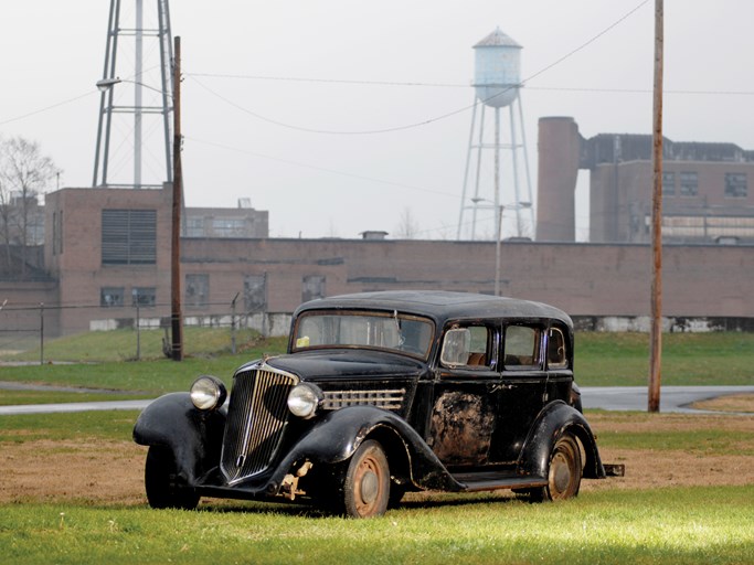 1934 Graham Model 68 Standard Six Sedan