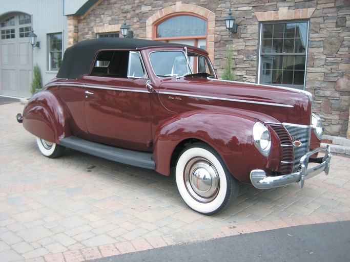 1940 Ford Deluxe Convertible Coupe