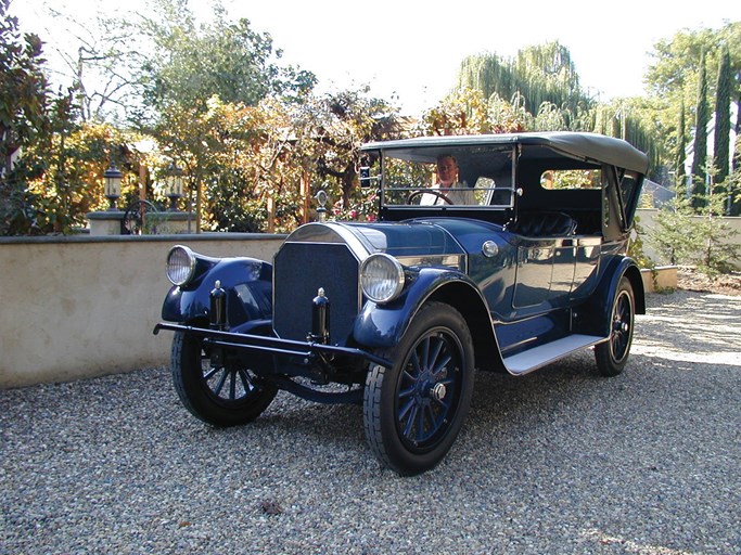 1917 Pierce-Arrow Model 66 A-4 7P Touring