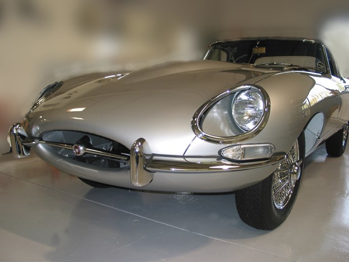 1962 Jaguar Series I E-Type Roadster