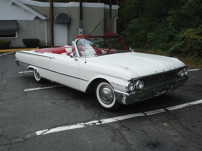 1961 Ford Galaxie Sunliner Convertible