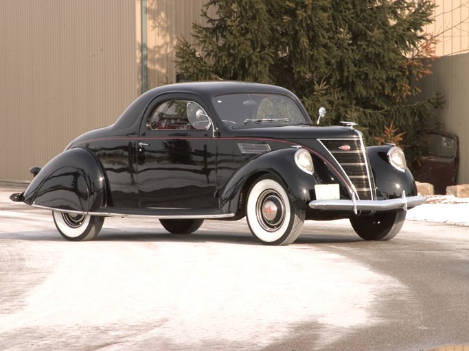 1937 Lincoln Zephyr Coupe