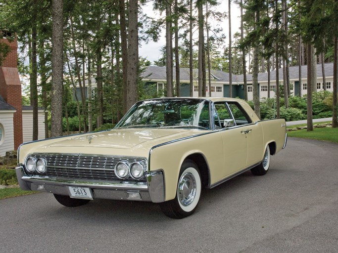 1962 Lincoln Continental Sedan