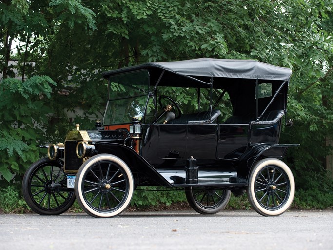 1914 Ford Model T Touring