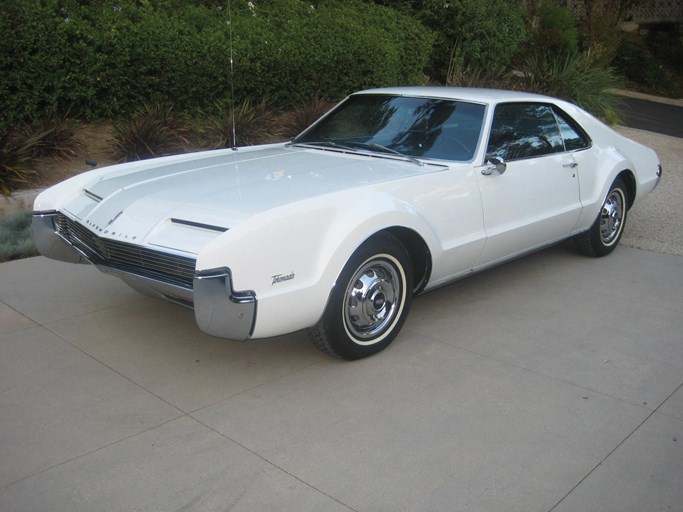 1966 Oldsmobile Toronado