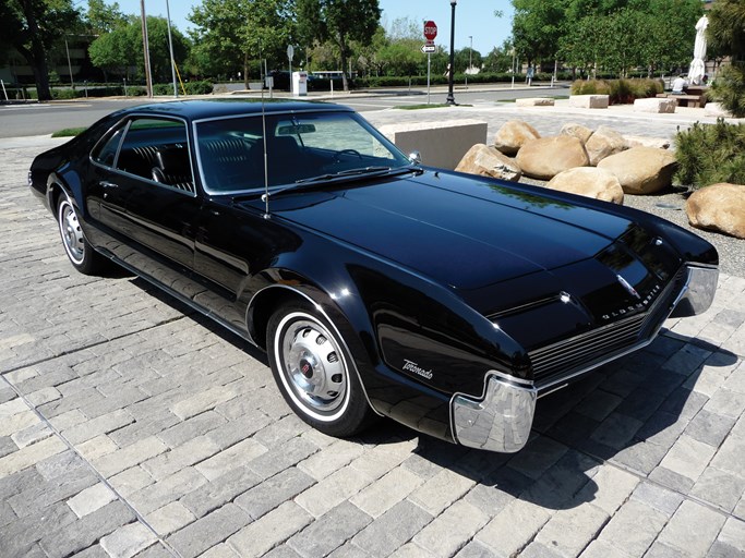 1966 Oldsmobile Toronado Coupe