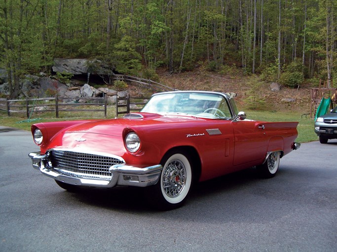 1957 Ford Thunderbird