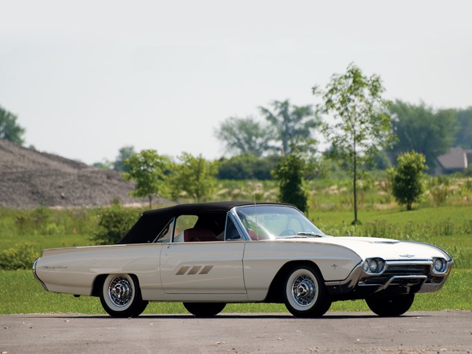 1963 Ford Thunderbird 