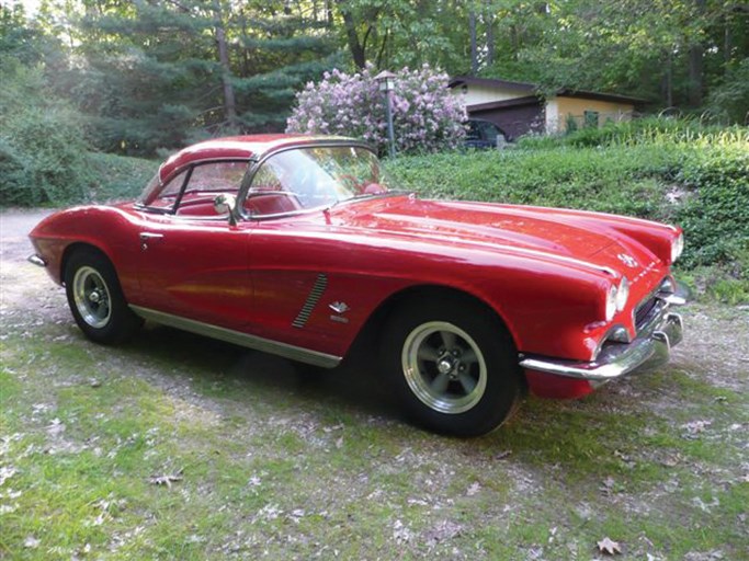 1962 Chevrolet Corvette Roadster