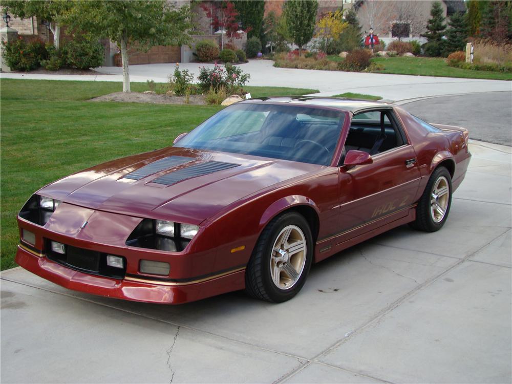 1988 CHEVROLET CAMARO IROC Z COUPE