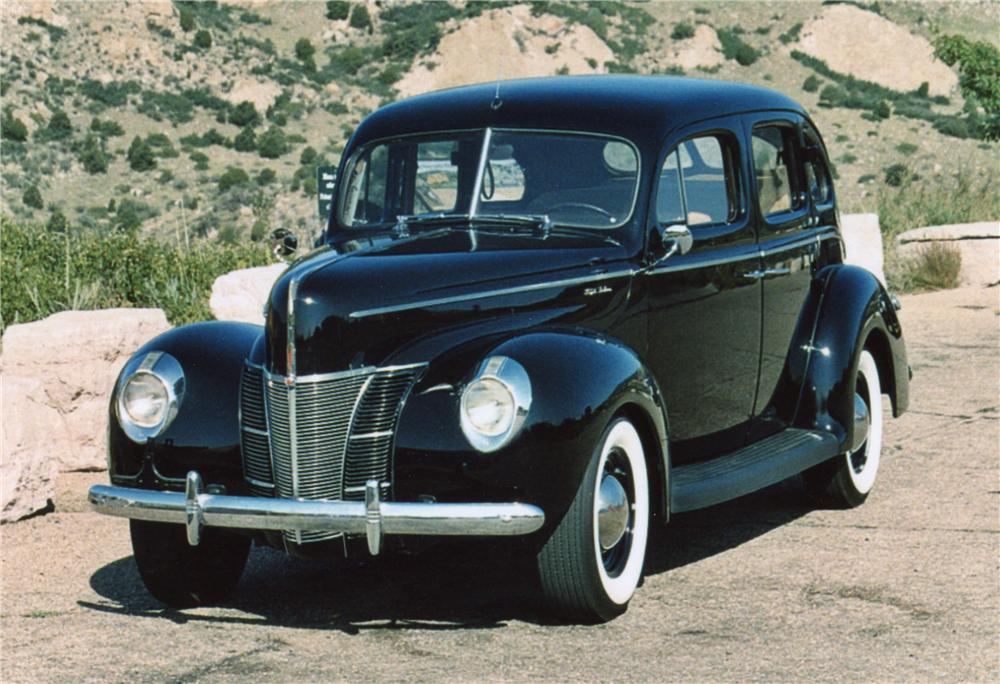 1940 FORD 4 DOOR SEDAN