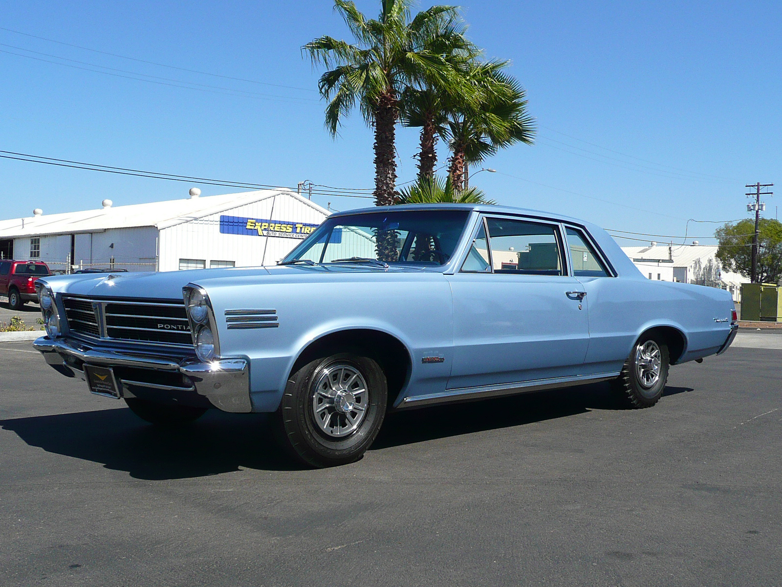 1965 PONTIAC TEMPEST 2 DOOR HARDTOP