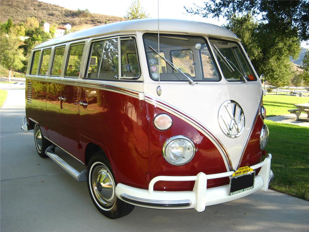 1967 VOLKSWAGEN DELUXE MICROBUS MINIVAN